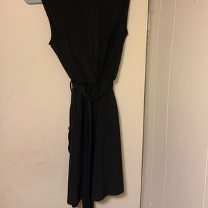 NY&Co V-Neck Wrap Short Sleeve Romper in Black